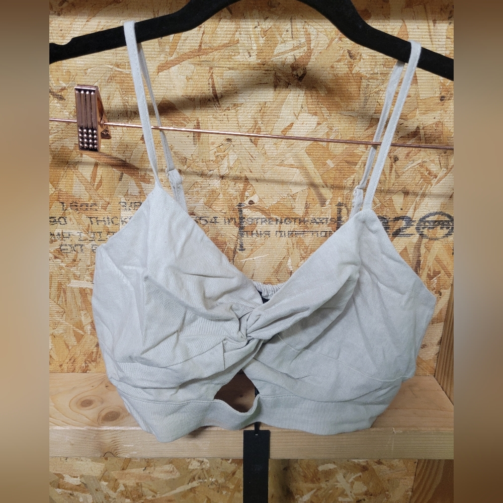 House Of Harlow NWT Knotted Crop Top‎ Tan Size XS